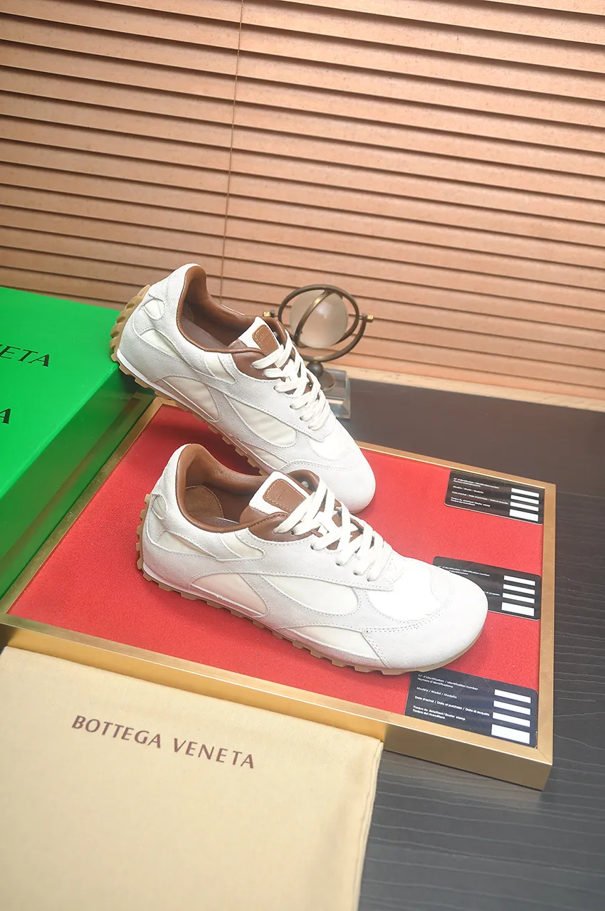 Men's shoes 💰520💶[Botteg Venetta (BV)] (full cowhide lining) Exclusive new model Official website new model The upper is made of high-quality top-grade calfskin. Delicate feel and flowing luxurious texture. Tailor-made for exquisite men to create a noble aura. Detailed and regular Mark hand-stitching. Smooth lines. Full cowhide lining. Comfortable to wash sweat. 38-44
